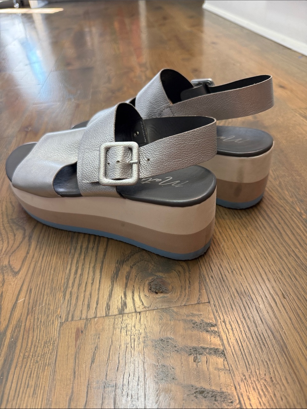 Matisse Metallic Gray Platform Slingback Sandals